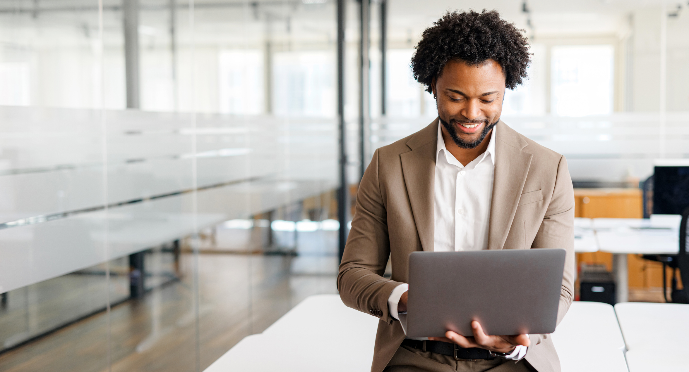 Zoho Desk: como estruturar um atendimento eficiente e integrado com vendas e pós-venda Zoho Desk: como estruturar um atendimento eficiente e integrado com vendas e pós-venda